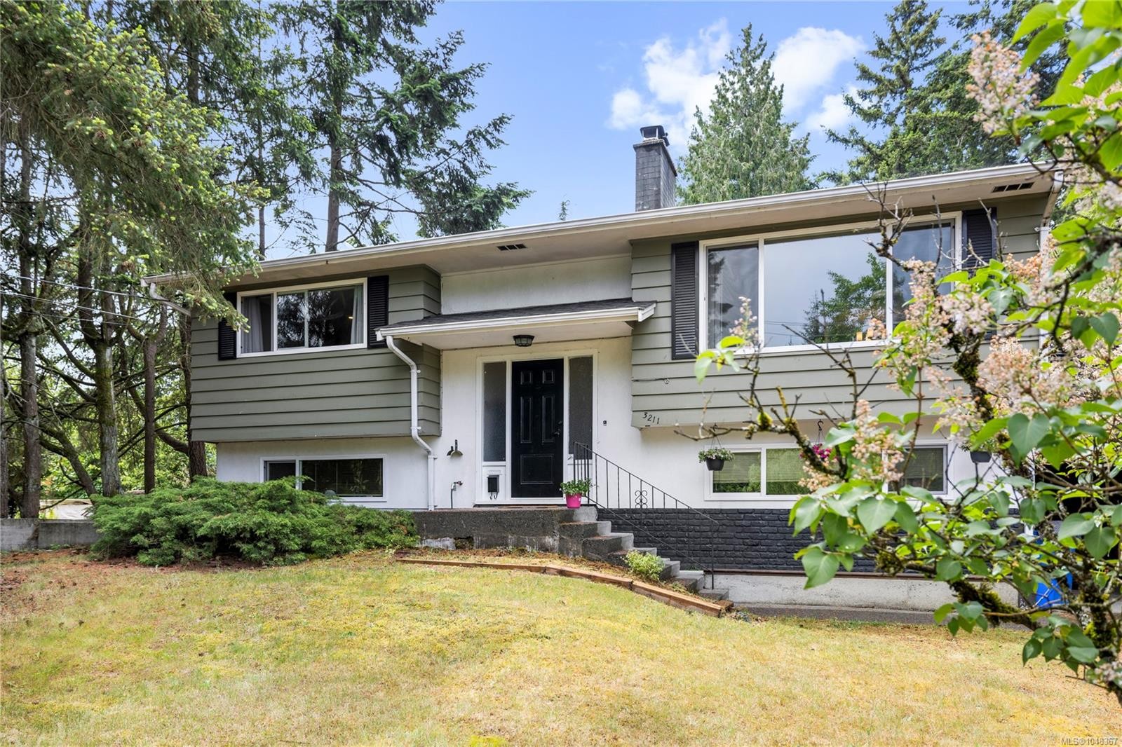 3211 Uplands Dr, Nanaimo, BC