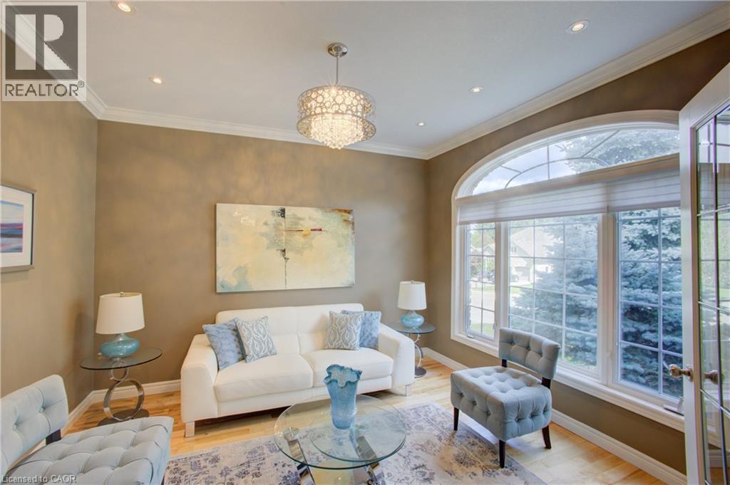 457 Caryndale Drive, Kitchener, ON