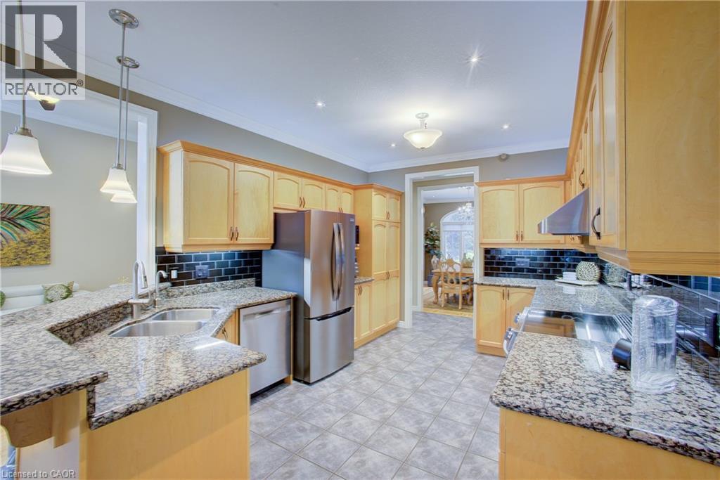 457 Caryndale Drive, Kitchener, ON