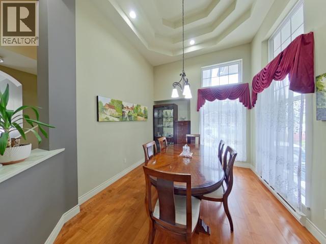 6929 Retaskit Crt, Powell River, BC