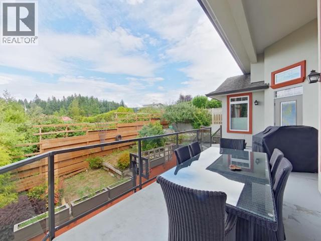 6929 Retaskit Crt, Powell River, BC