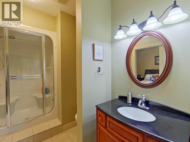 6929 Retaskit Crt, Powell River, BC