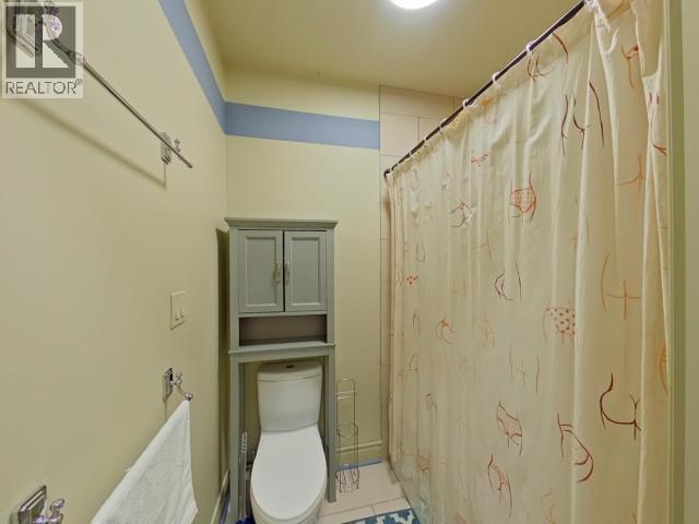 6929 Retaskit Crt, Powell River, BC