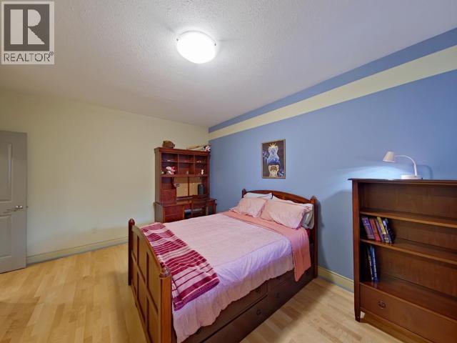 6929 Retaskit Crt, Powell River, BC