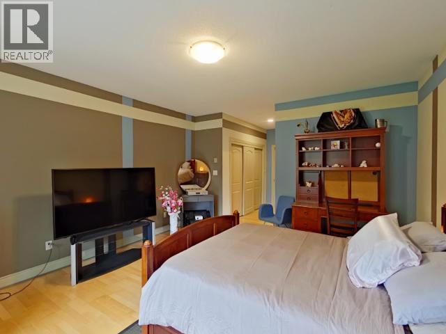 6929 Retaskit Crt, Powell River, BC