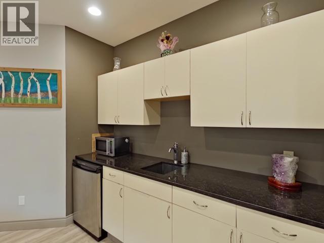 6929 Retaskit Crt, Powell River, BC