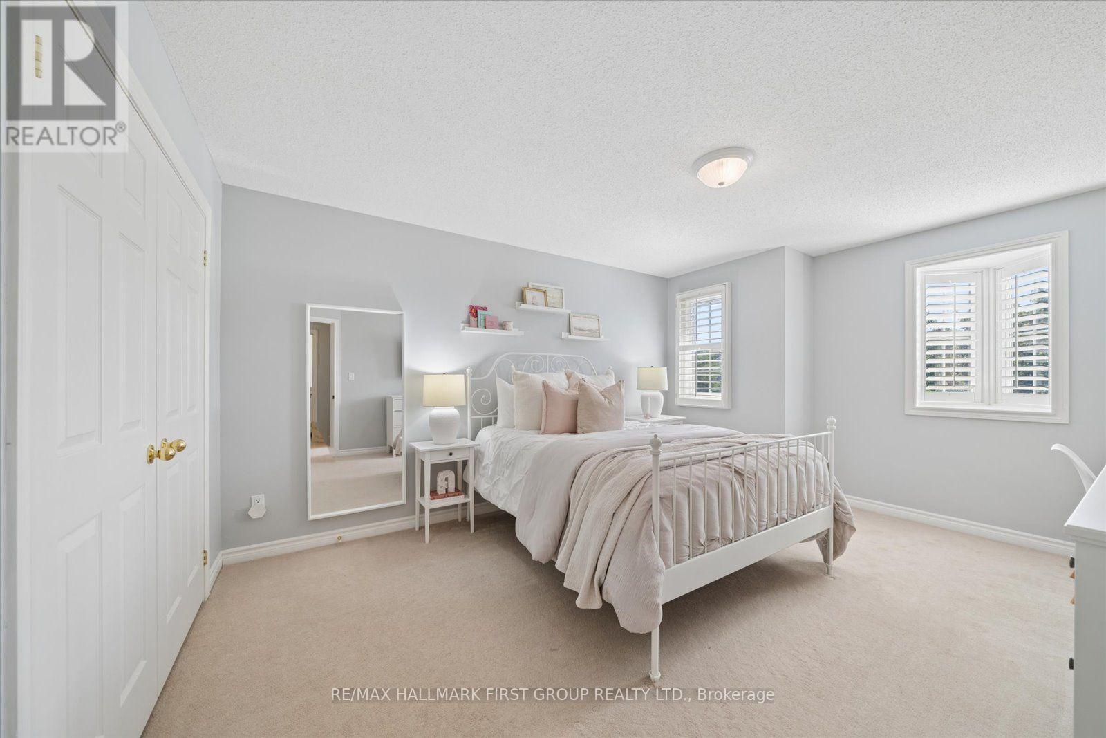 9 Pebblebrook Crescent, Whitby, ON