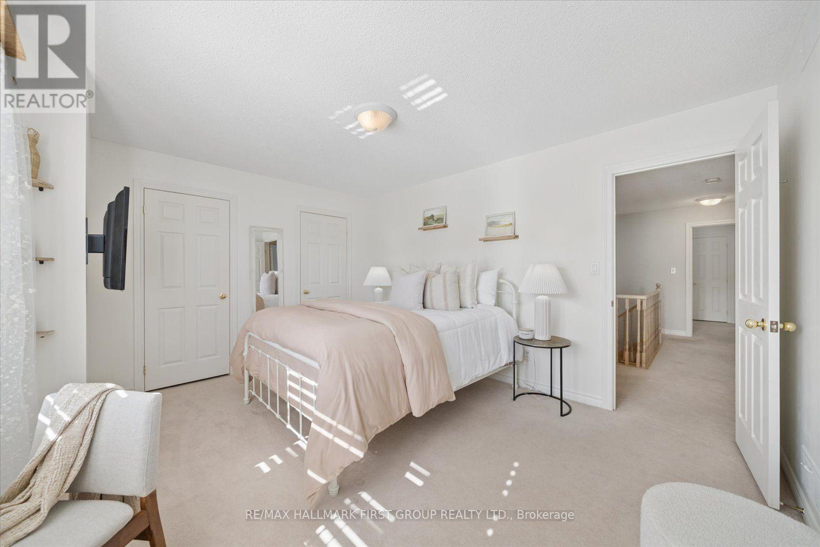 9 Pebblebrook Crescent, Whitby, ON