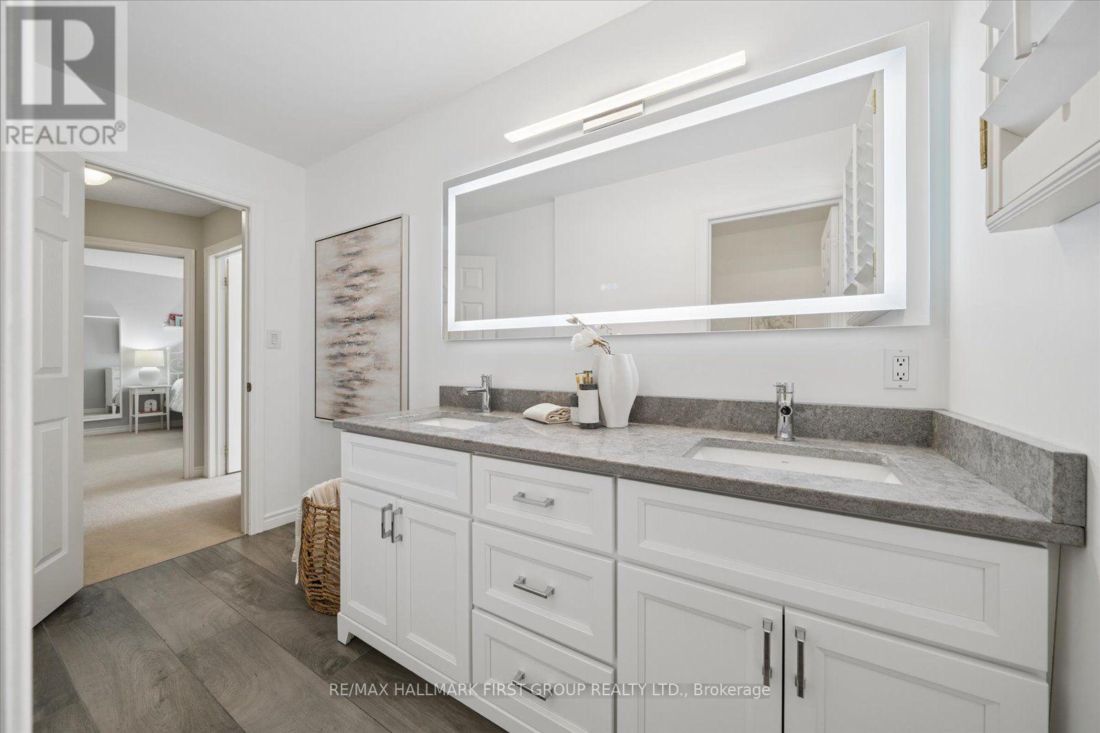 9 Pebblebrook Crescent, Whitby, ON