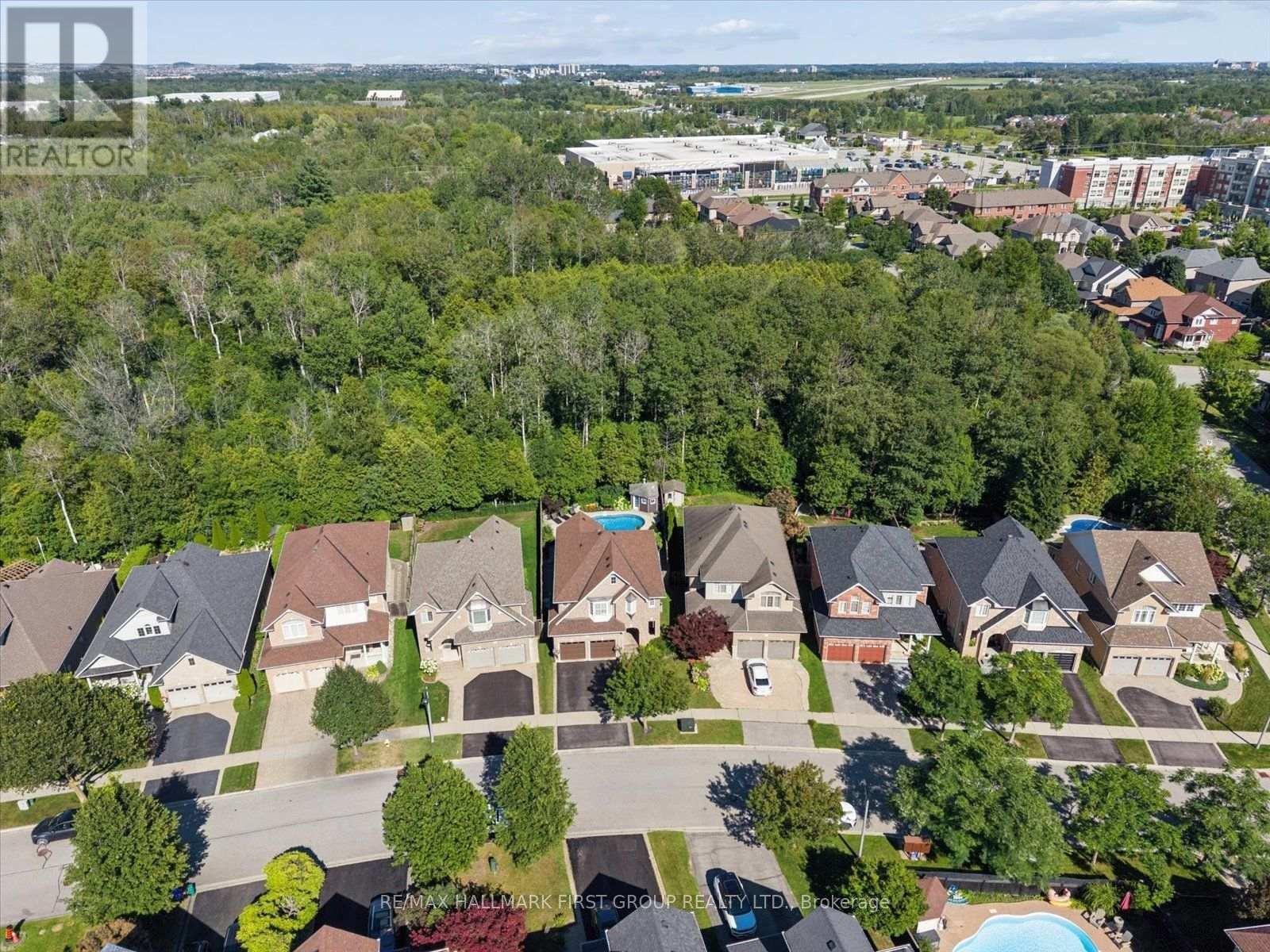9 Pebblebrook Crescent, Whitby, ON