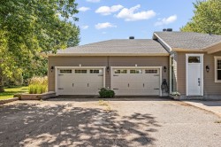 Garage - 