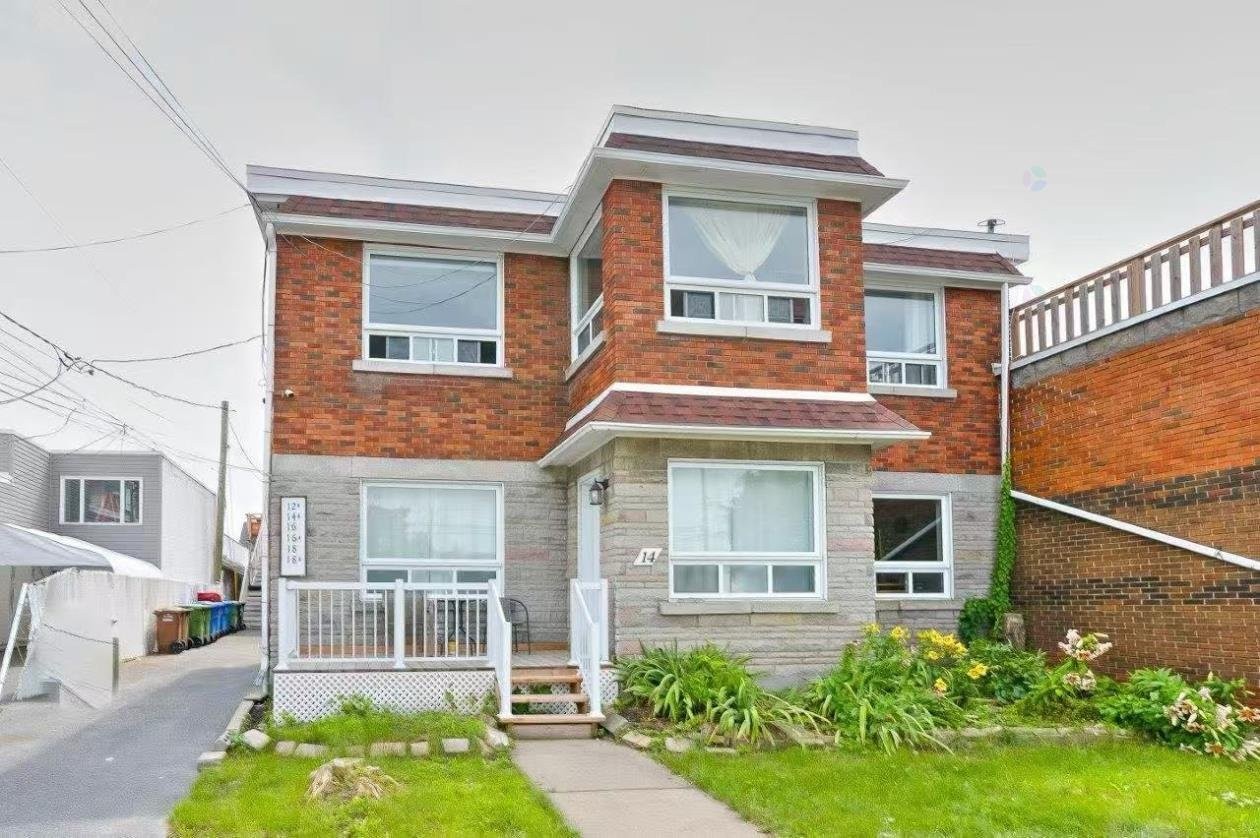 Front of Structure - 18A Rue St-André, Saint-Rémi, QC