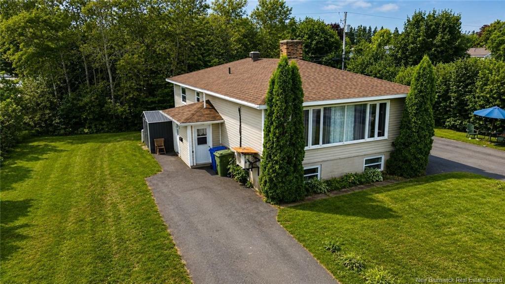 1075 Daniel Dr, Bathurst, NB