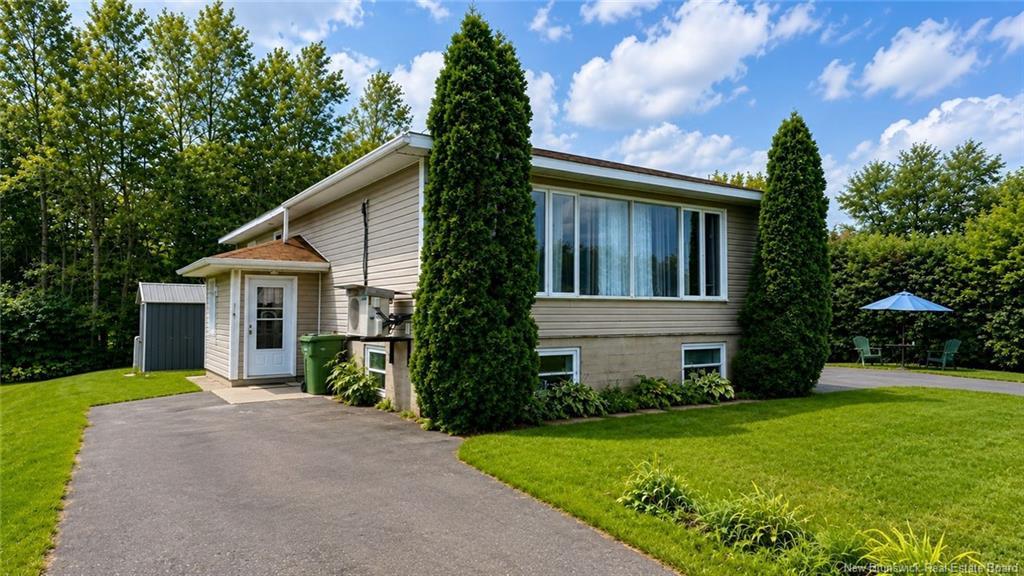 1075 Daniel Dr, Bathurst, NB