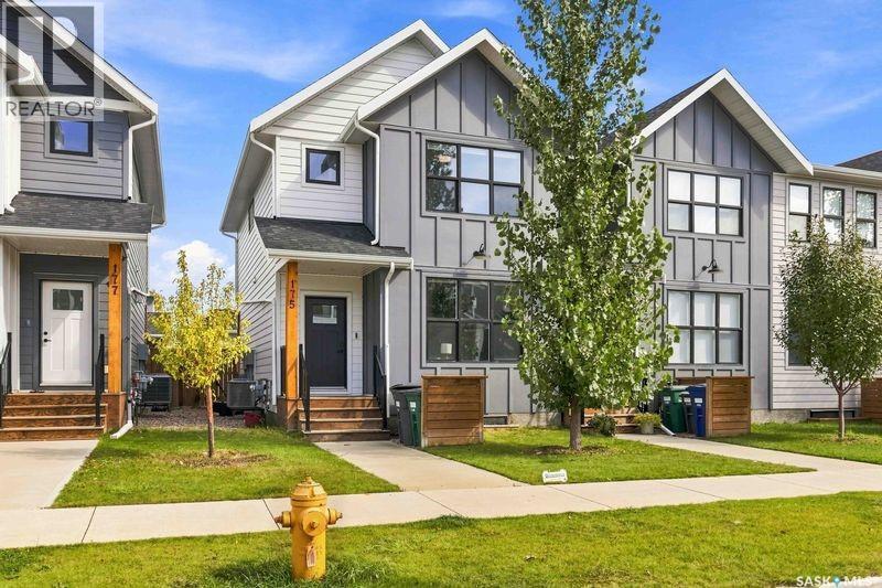 175 Rosewood Boulevard E, Saskatoon, SK