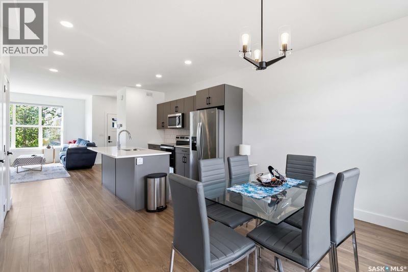 175 Rosewood Boulevard E, Saskatoon, SK