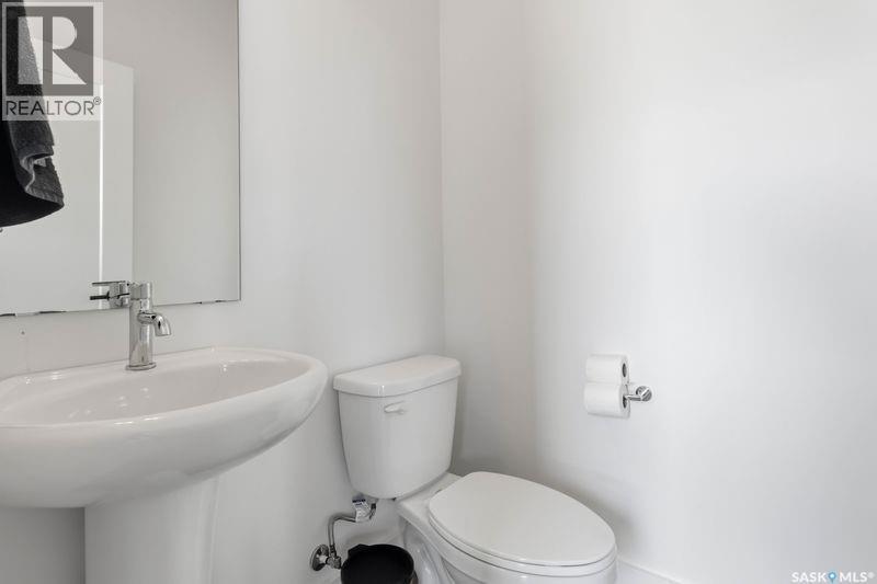 175 Rosewood Boulevard E, Saskatoon, SK