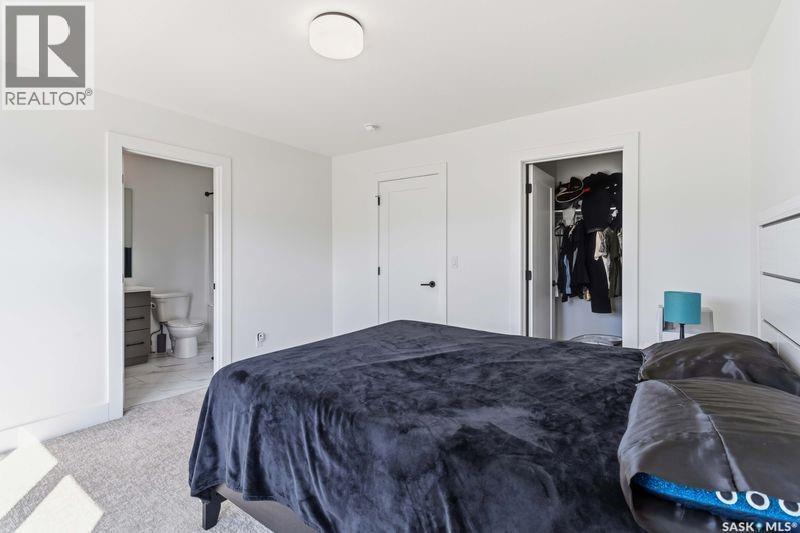 175 Rosewood Boulevard E, Saskatoon, SK