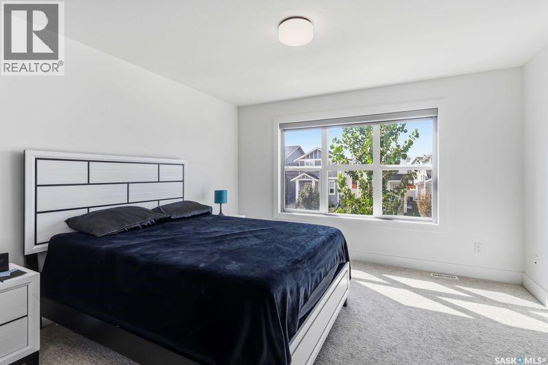 175 Rosewood Boulevard E, Saskatoon, SK