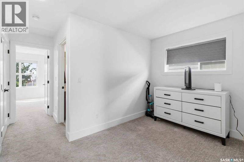 175 Rosewood Boulevard E, Saskatoon, SK