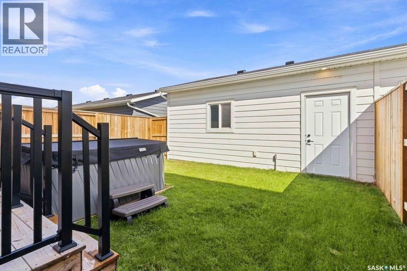 175 Rosewood Boulevard E, Saskatoon, SK