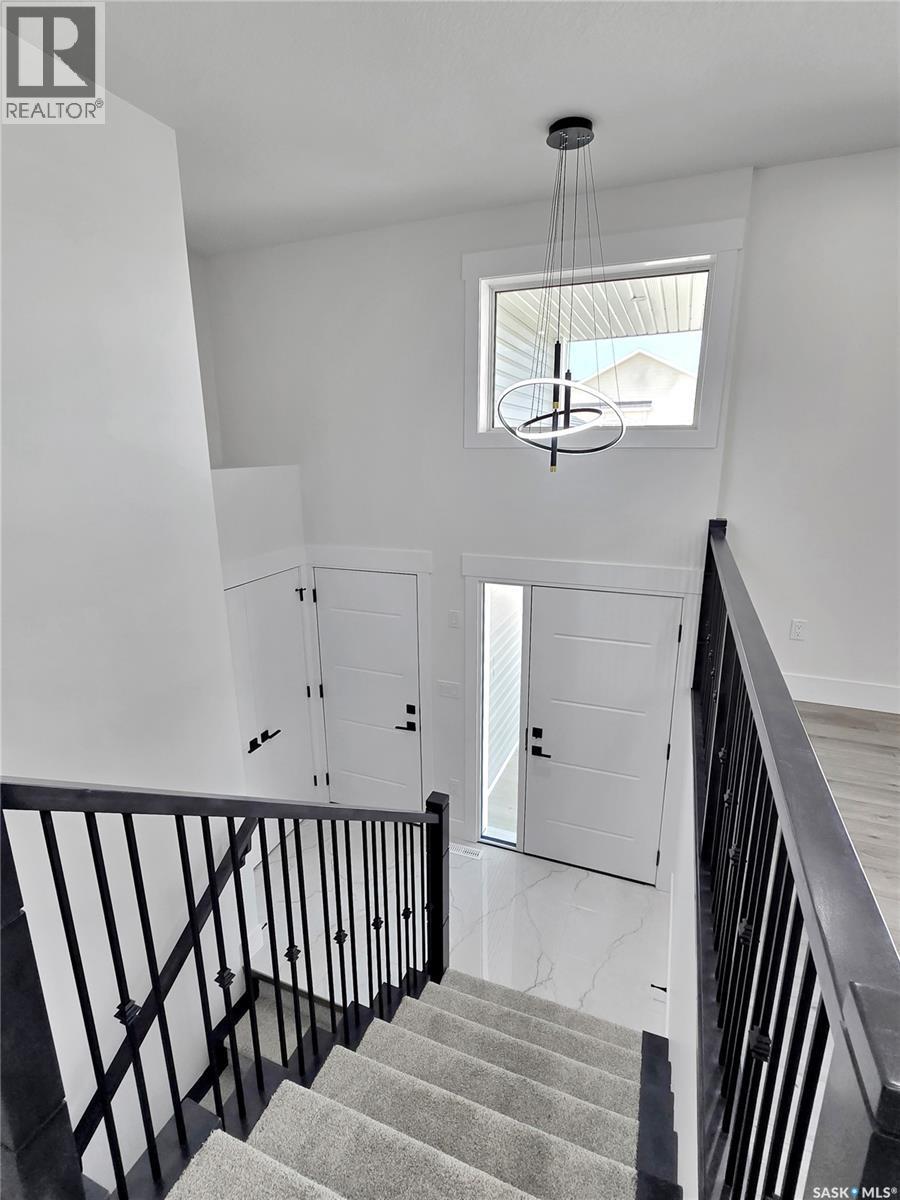 836 Ballesteros Crescent, Warman, SK