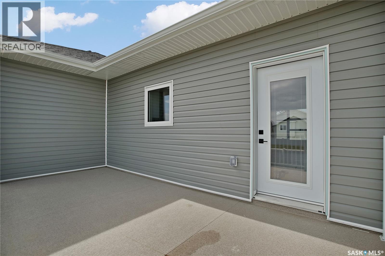 836 Ballesteros Crescent, Warman, SK