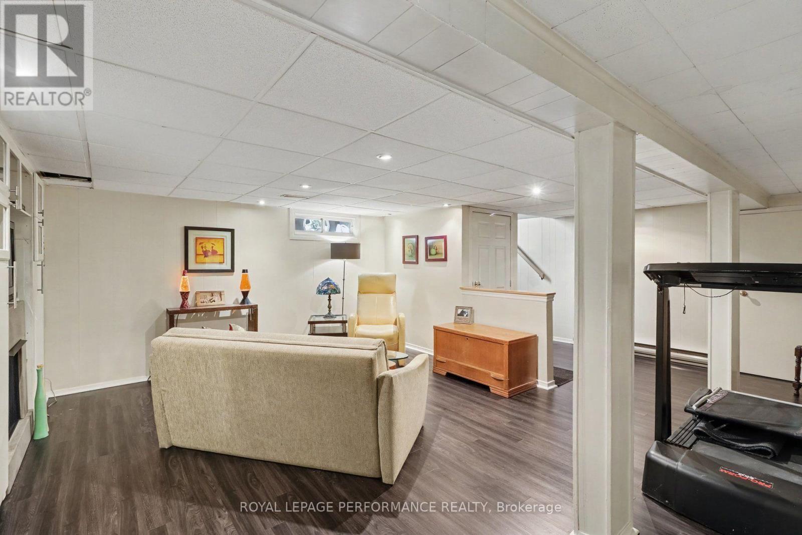 1147 Parkway Drive, Ottawa, ON