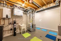 Storage Area with wash tub - 