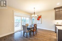 Dining Area - 