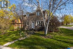 621 LYDIA STREET Newmarket, ON L3Y 1M4