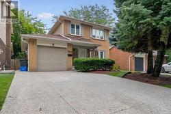 157 RIVERVIEW STREET Oakville, ON L6L 5S2