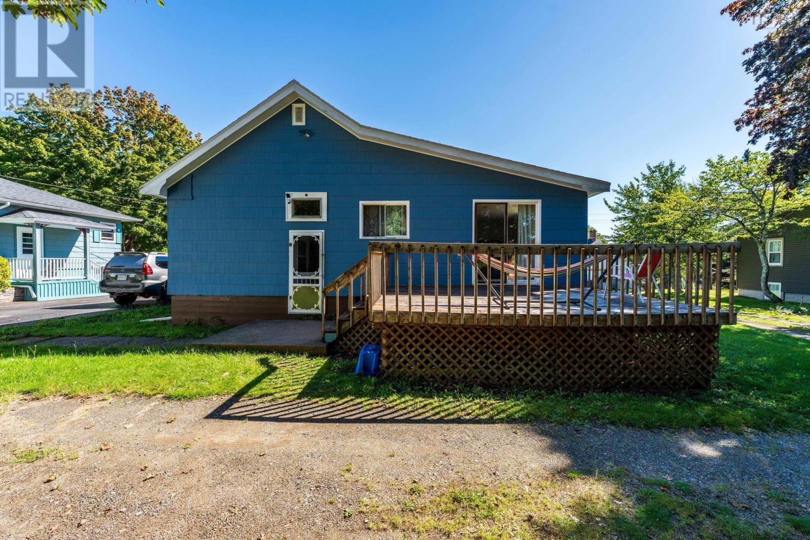 79 Second Avenue, Digby, NS