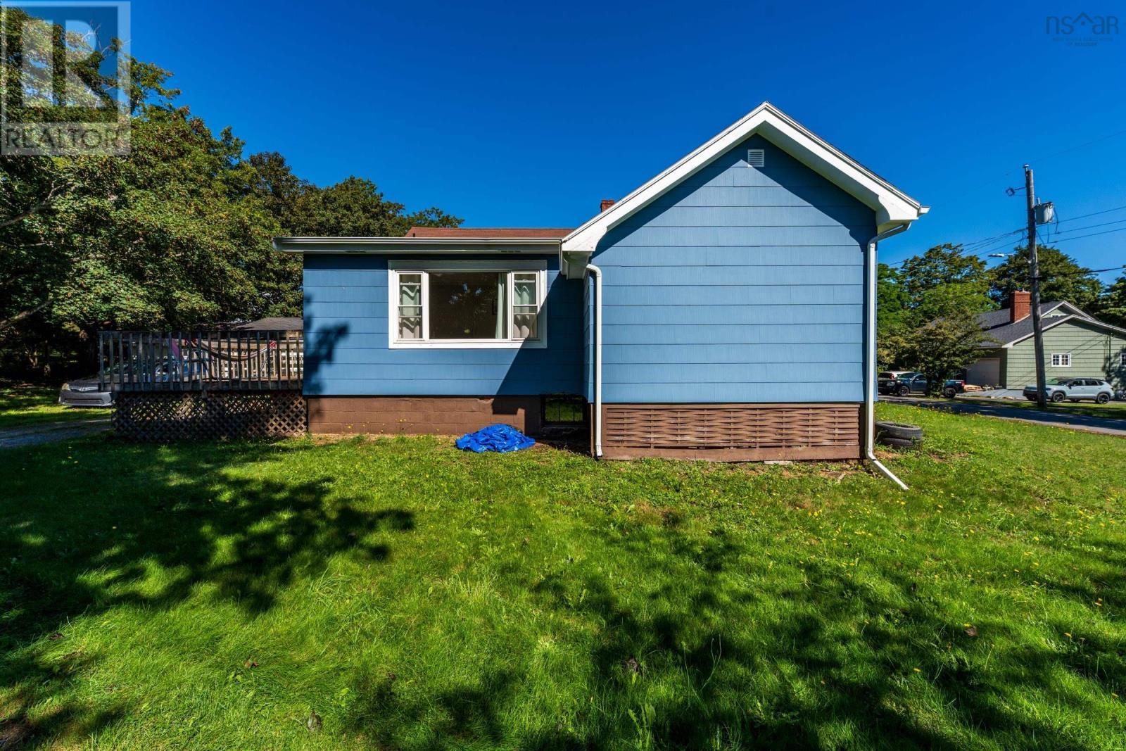 79 Second Avenue, Digby, NS