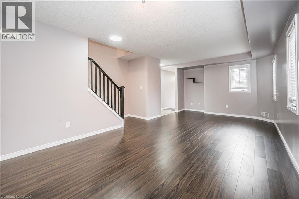 224 Jessica Crescent Unit# B, Kitchener, ON