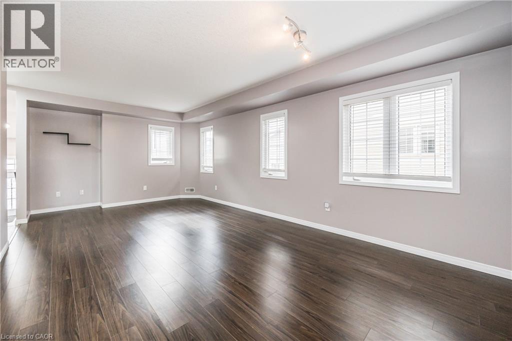 224 Jessica Crescent Unit# B, Kitchener, ON