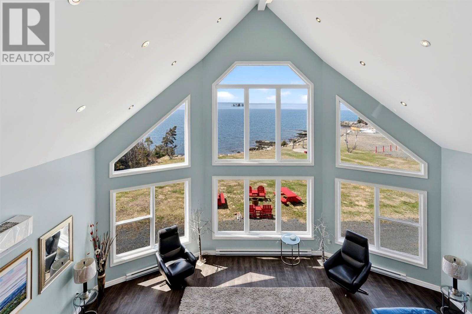 397 Trinity South Highway, Whiteway, NL