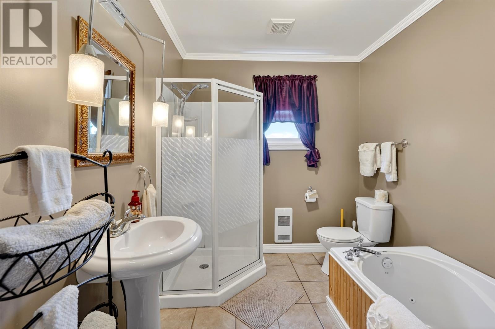 397 Trinity South Highway, Whiteway, NL