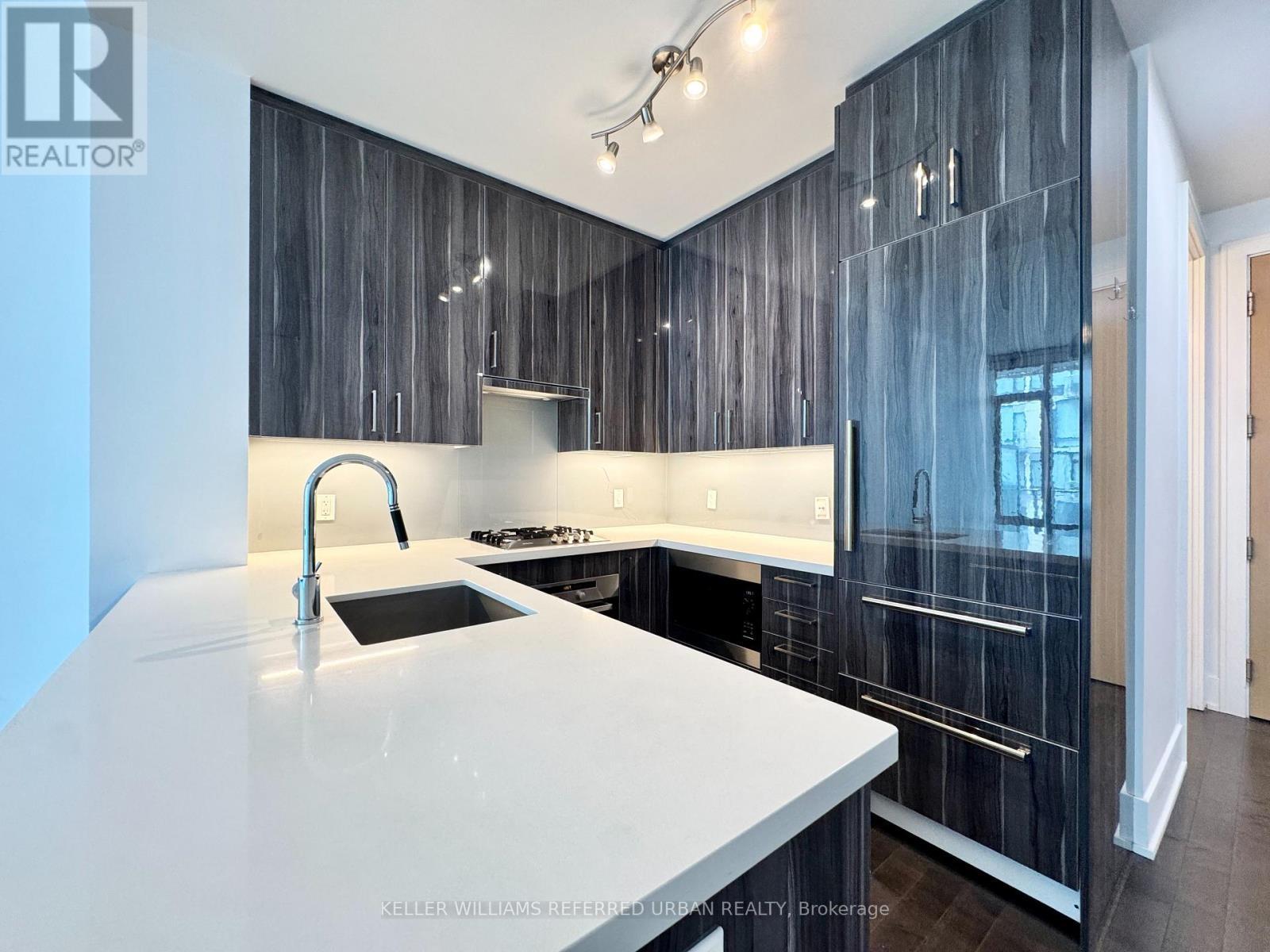 716 - 39 Queens Quay E, Toronto, ON