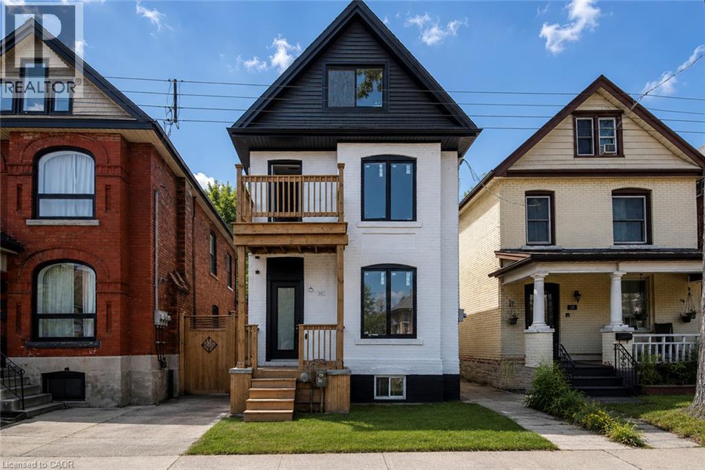 60 William Street, Hamilton, ON