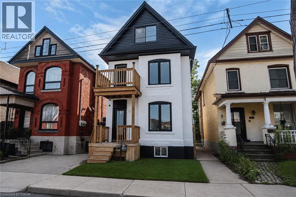60 William Street, Hamilton, ON