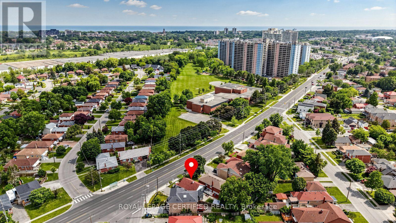 922A Danforth Road, Toronto, ON