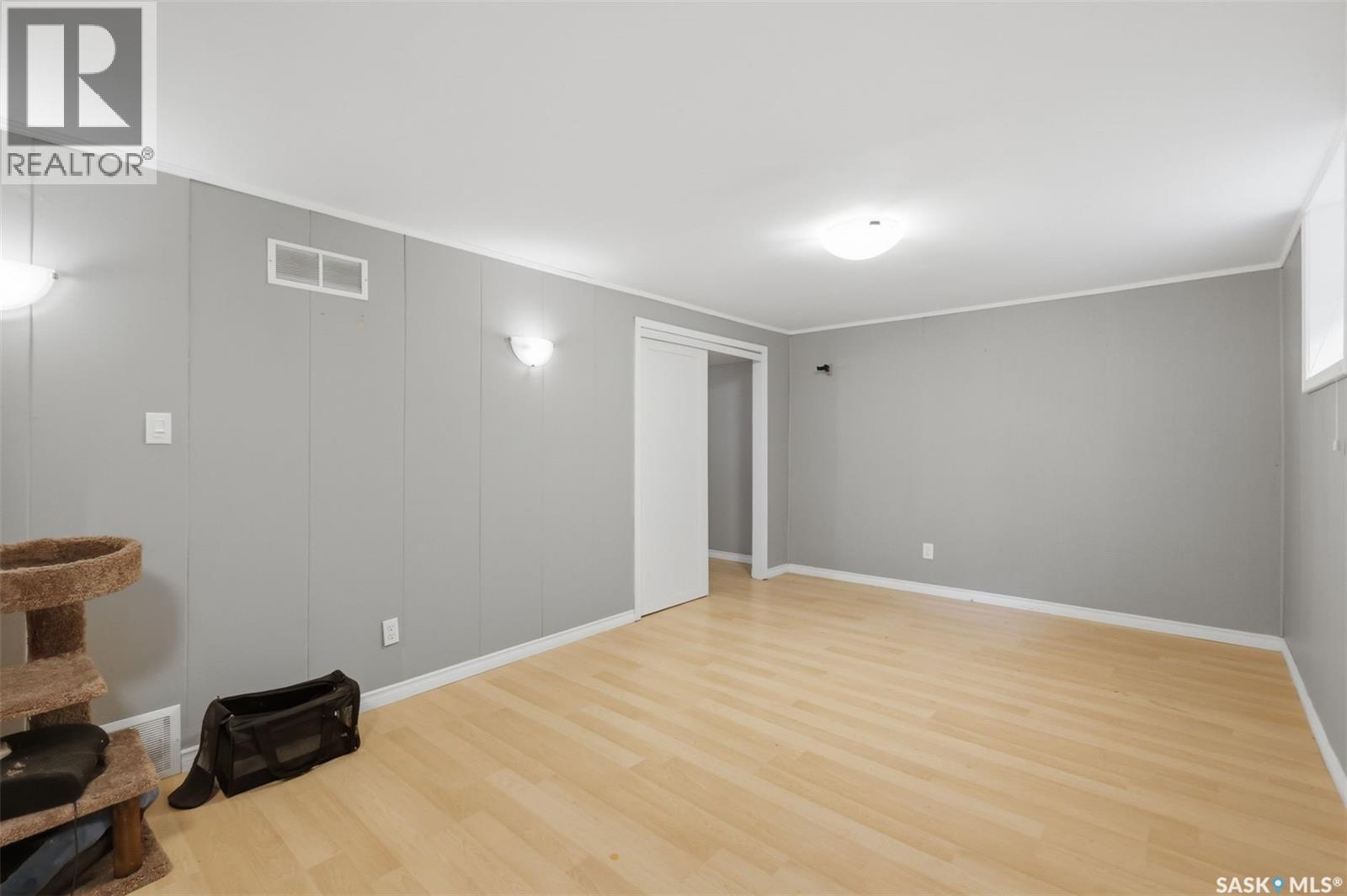 723 4Th Street E, Saskatoon, SK