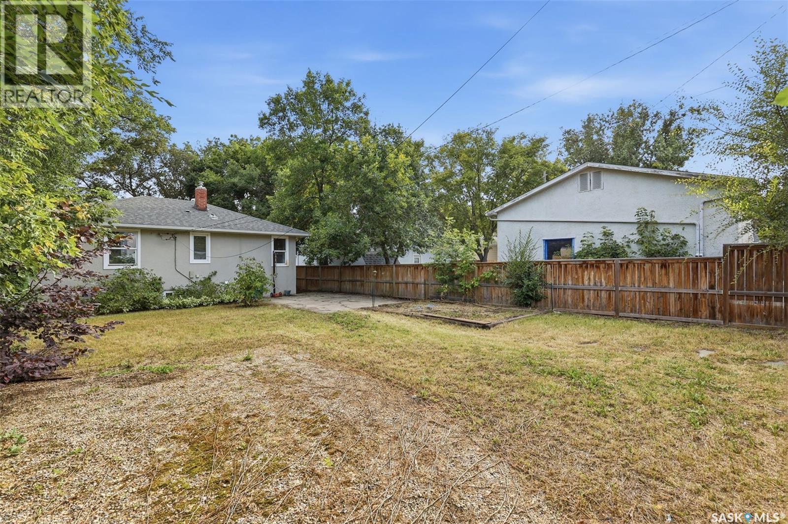 723 4Th Street E, Saskatoon, SK