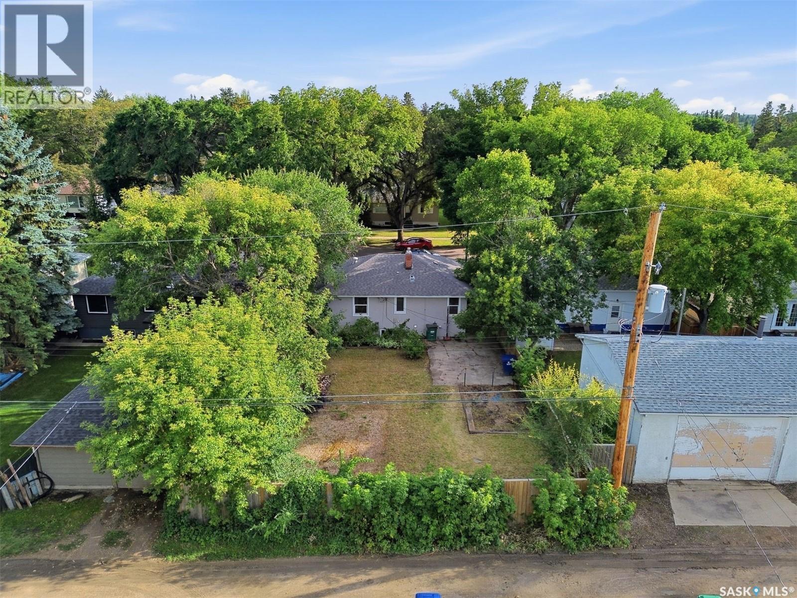 723 4Th Street E, Saskatoon, SK