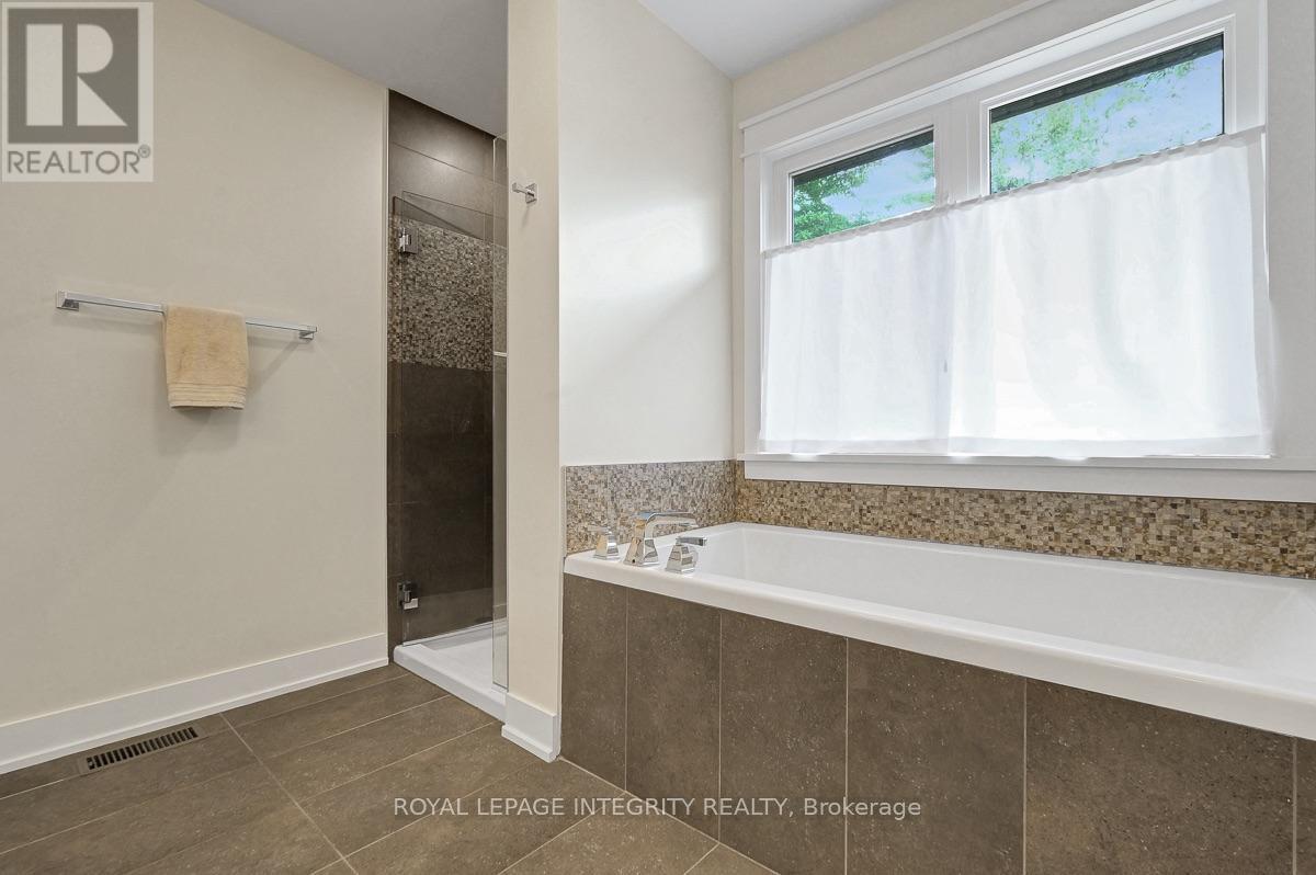 850 Tavistock Road, Ottawa, ON