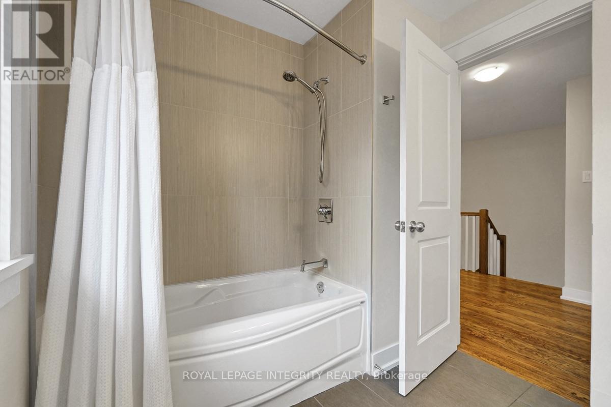 850 Tavistock Road, Ottawa, ON