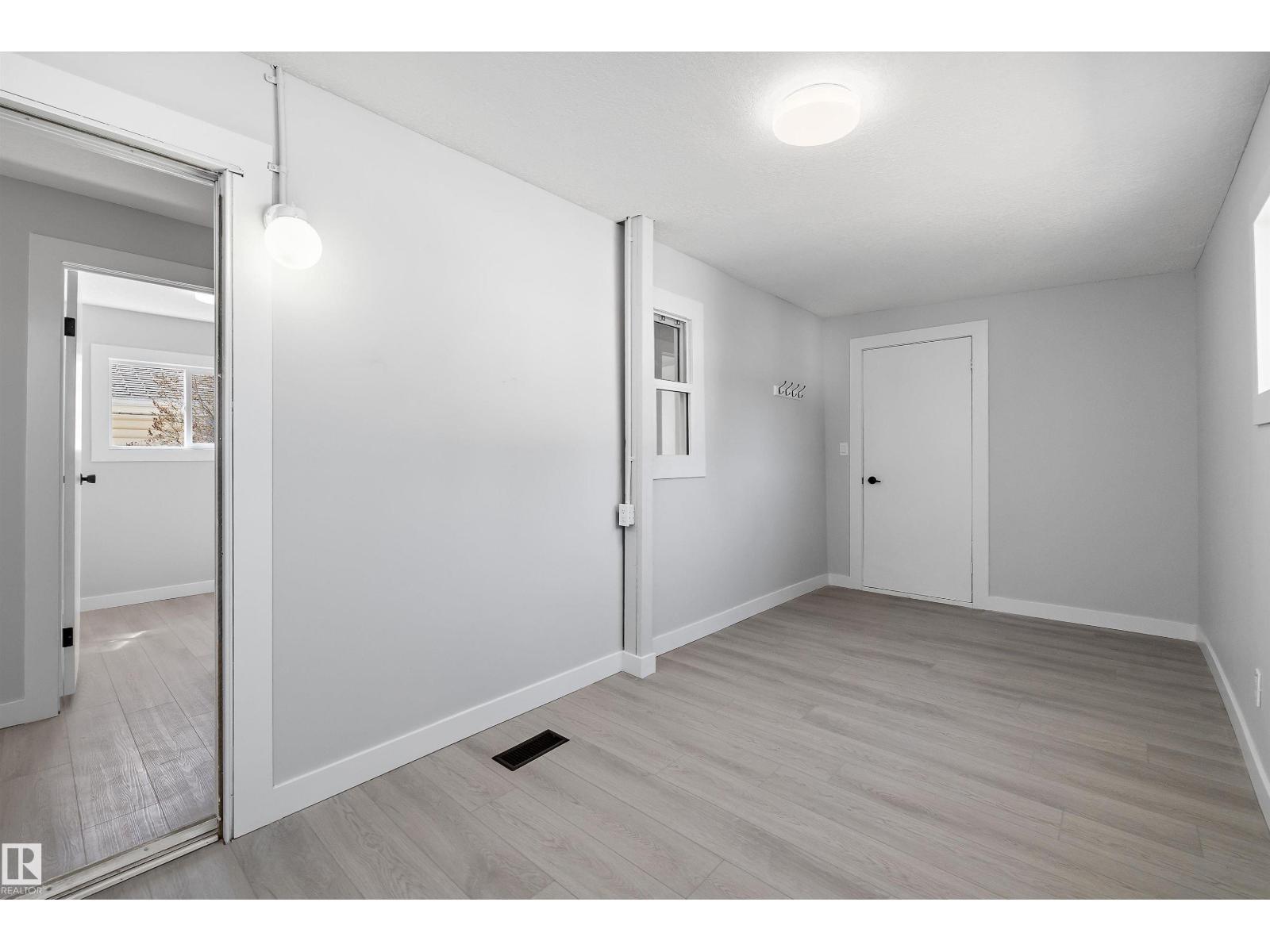 44 Rim Rd Nw, Edmonton, AB
