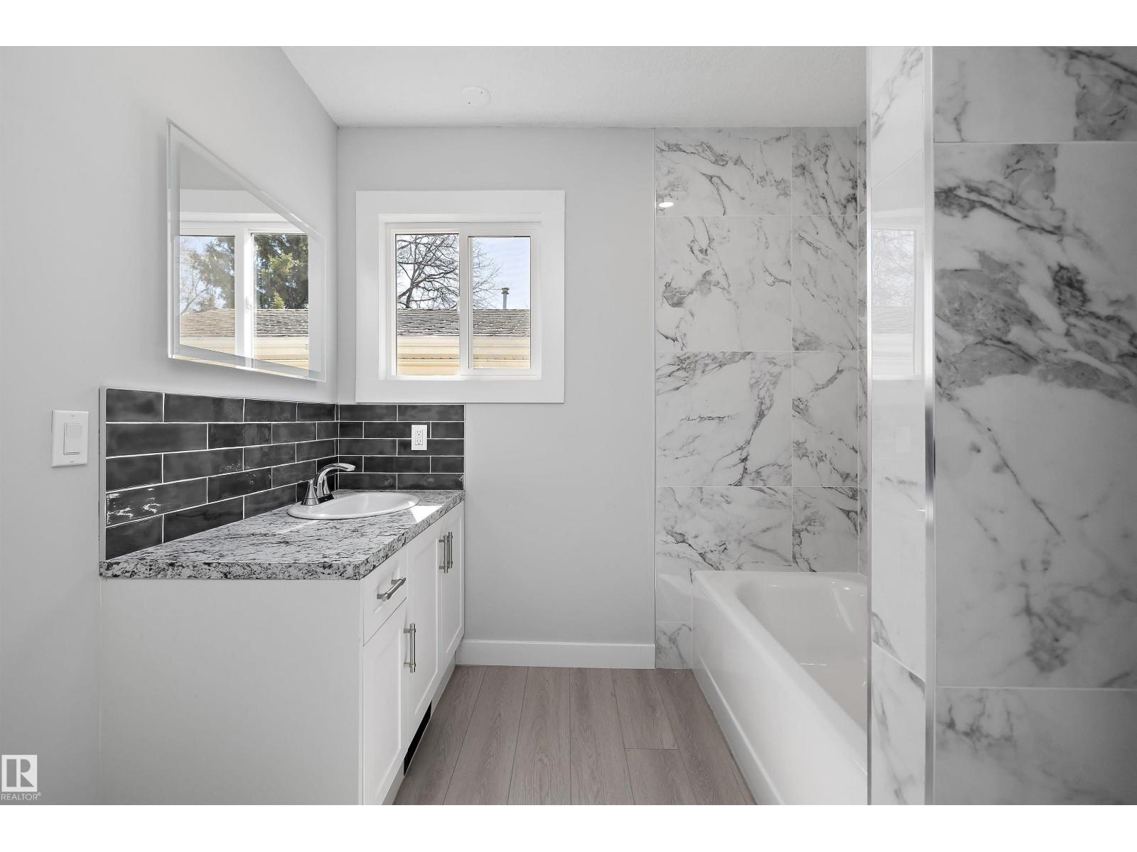 44 Rim Rd Nw, Edmonton, AB