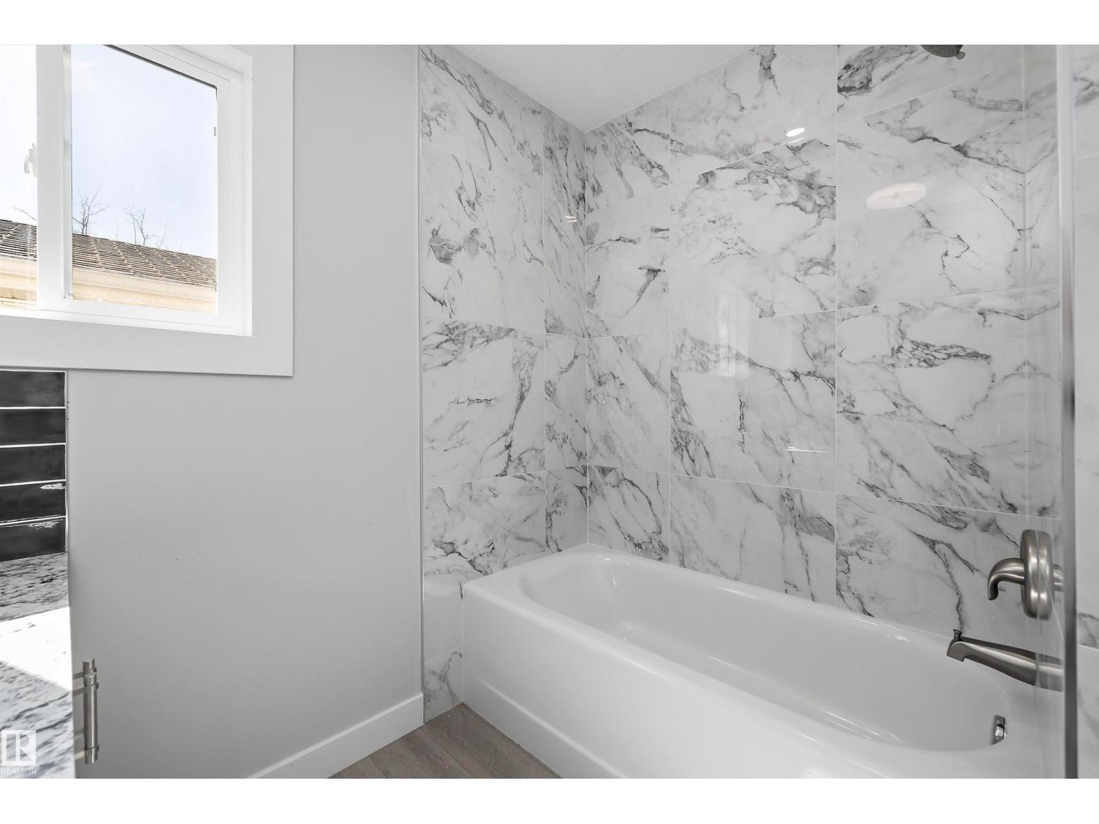 44 Rim Rd Nw, Edmonton, AB